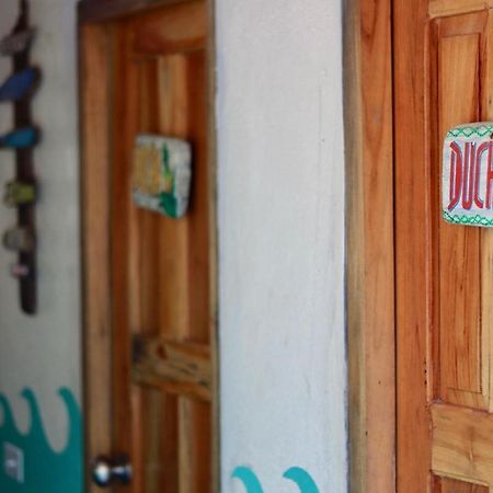 Tiki Dorm Villa Santa Catalina Exterior photo